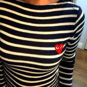 Comme Des Garçons Play
striped sweatshirt